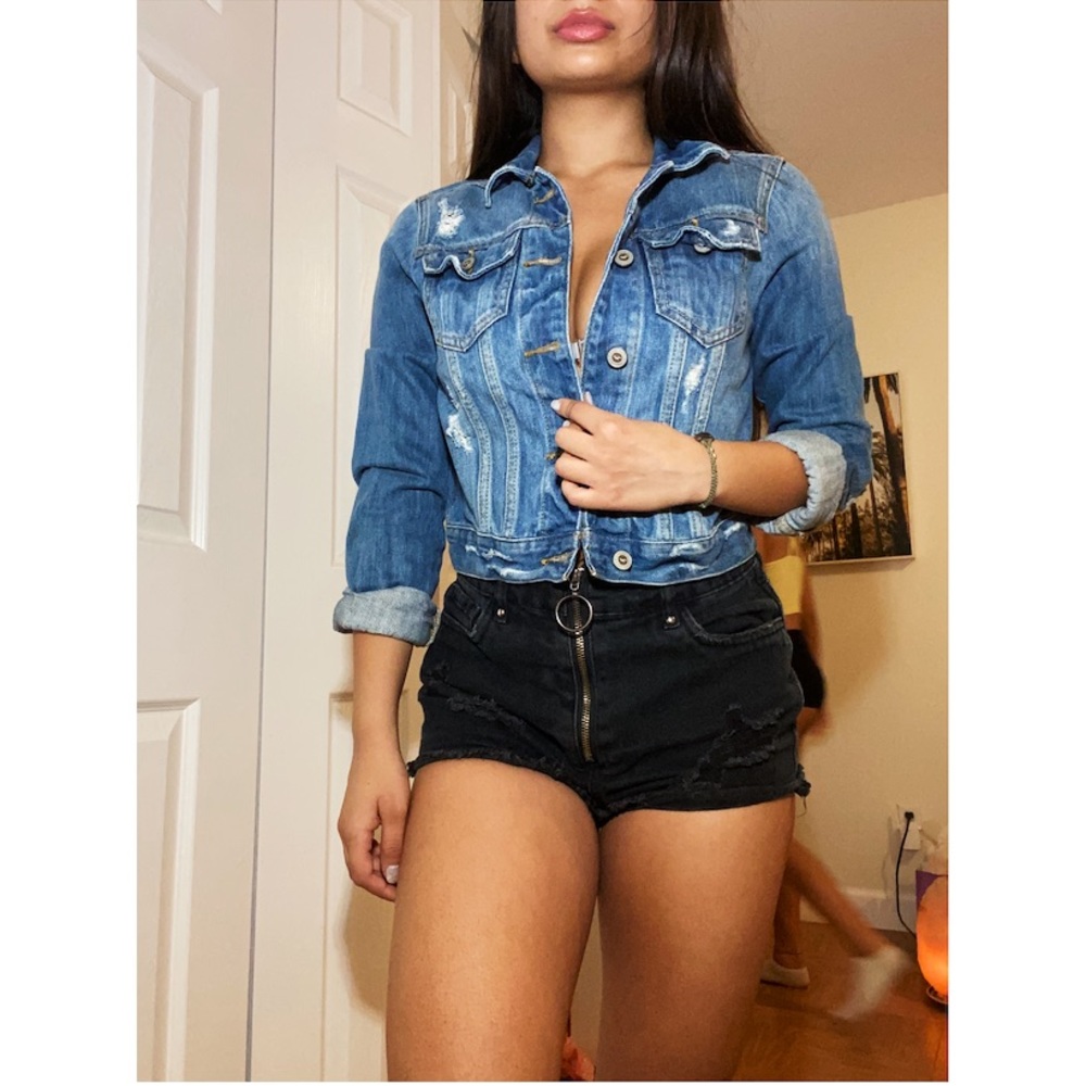 Cute crop jean jacket